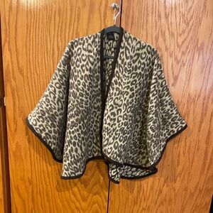 Animal print shawl for women